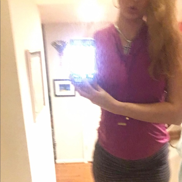 MICHAEL KORS beautiful MAGENTA top(XS) - Picture 2 of 6